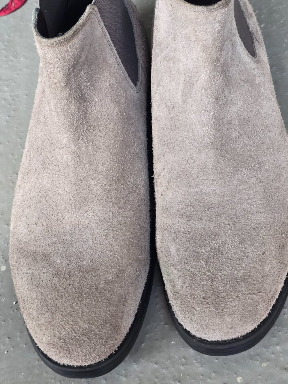Saks Fifth Avenue Calais Grey Suede Chelsea Boots Men's Size 8.5 M - Picture 5 of 13